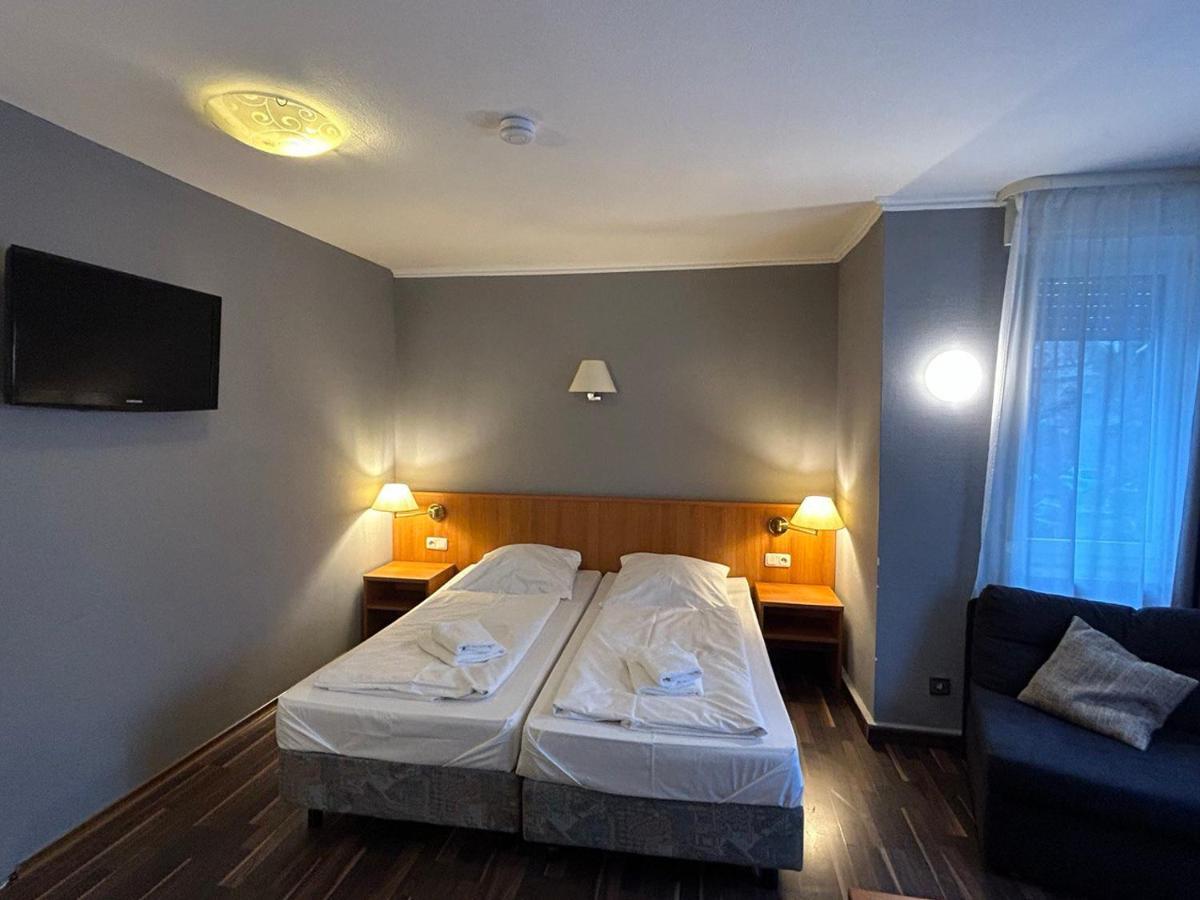 Westend#106 Francfort-sur-le-Main Extérieur photo